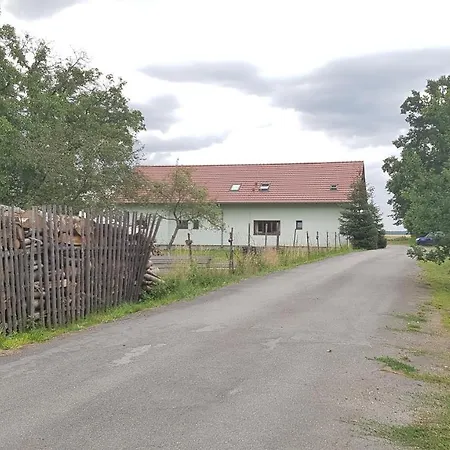 Na Samote U Lesa -rasovna *