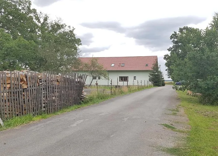 Na Samote U Lesa -rasovna *